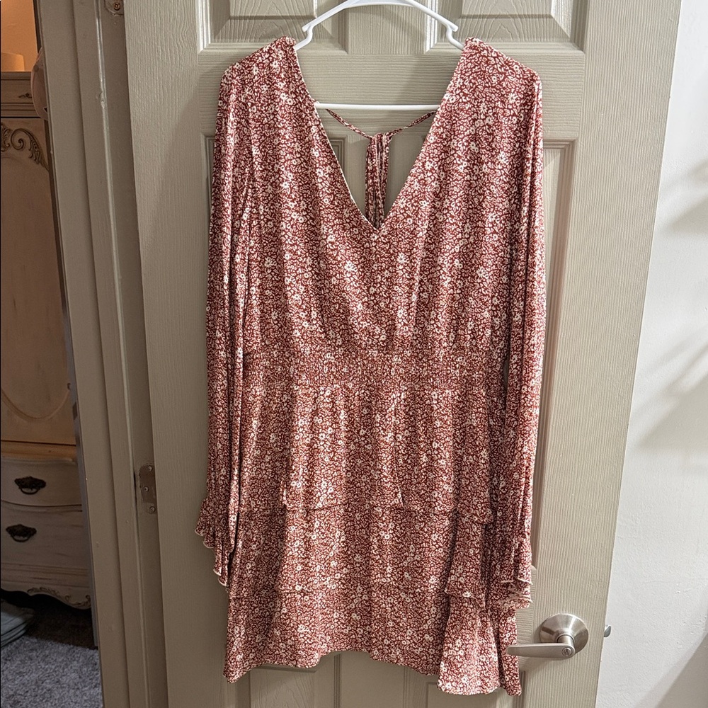 Floral V-Neck Long Sleeve Dress